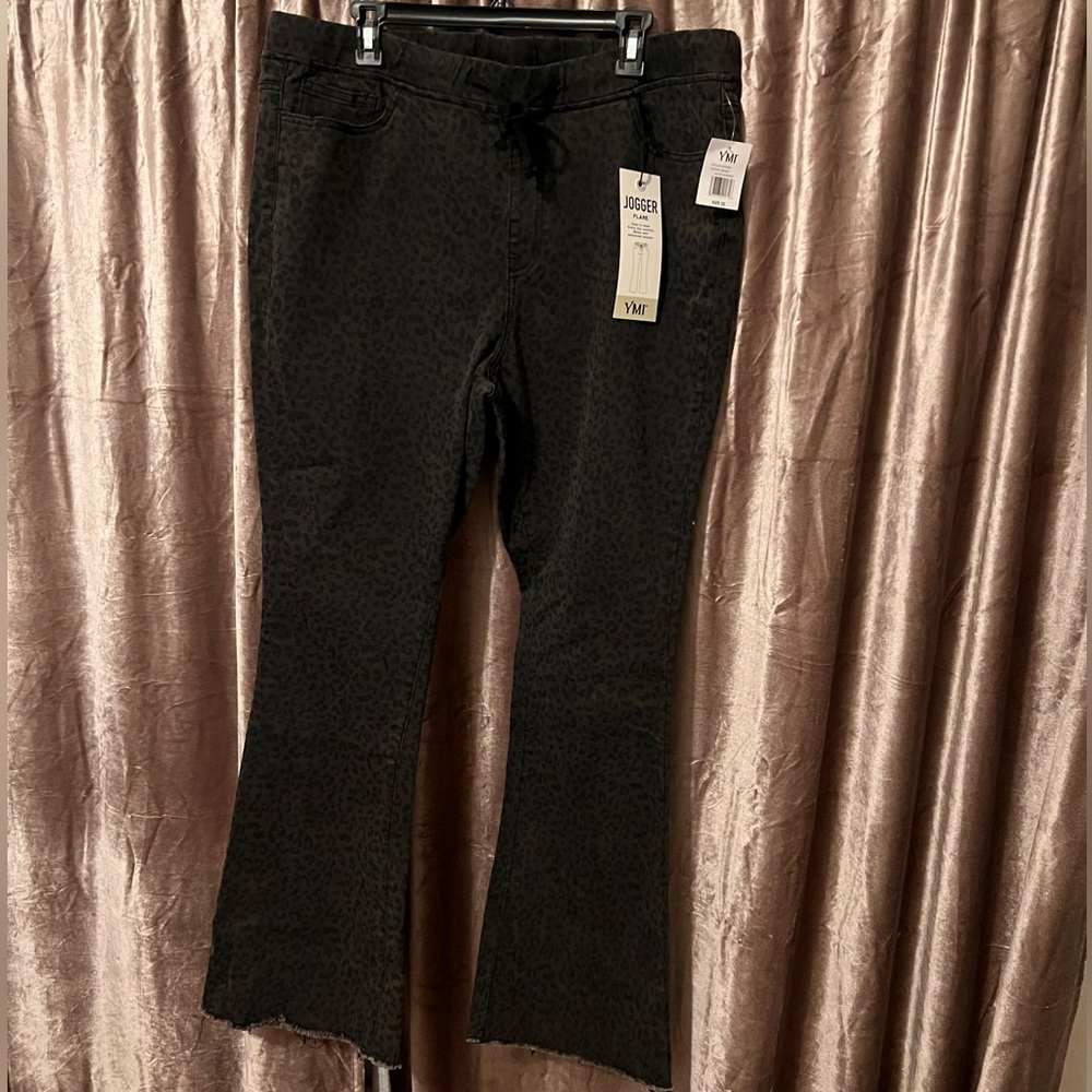 YMI Leopard Black Flare Jogger jeans